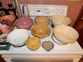 Old Kitchen Mixing Bowls