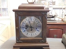 Hamilton Mantle clock