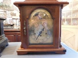 Mantle clock