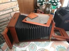 Folmer & Schwing Division/Department of the Eastman Kodak company from approximately 1912 to 1927 Banquet Camera 