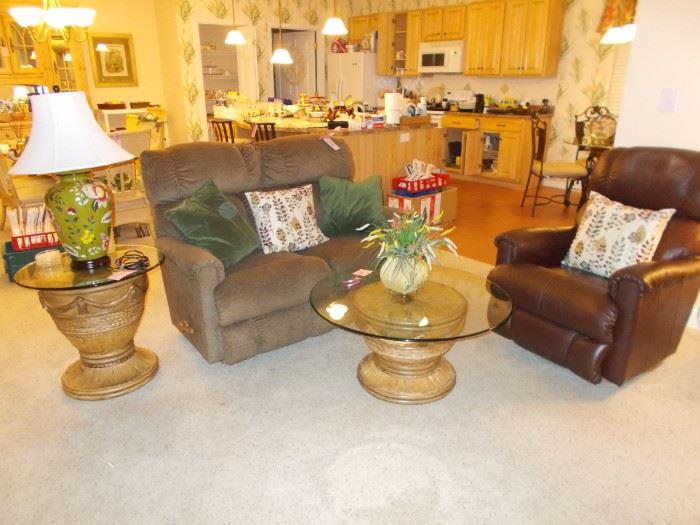 coffee tables and end tables, lazy boy reclining sofa, pillows