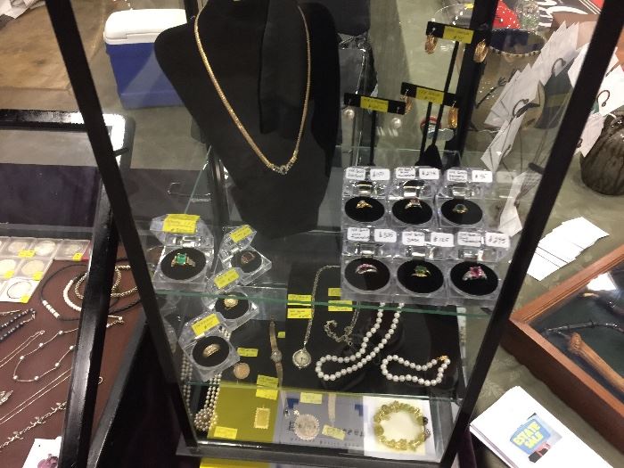 Antique Bottle & Collectible Sale in Jackson, MS starts on 1/19/2019