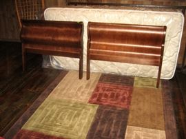 Day Bed, Modern Floor Rug