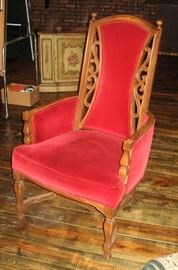 Queen or King's Chair