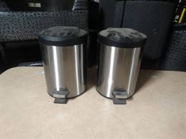 Lot of 2 Small Trashcans