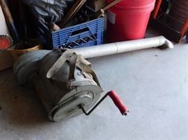 Large Tobacco Duster