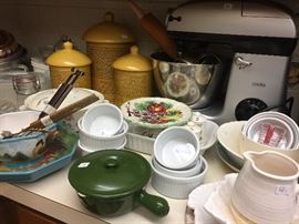 Groovy standing mixer, dishes, canisters