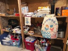 LINEN, YARN, KITCHEN ITEMS