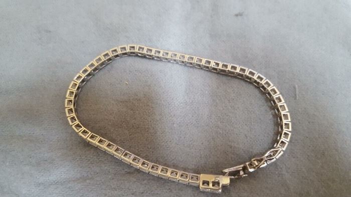 14k white gold tennis bracelet