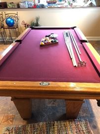 American Heritage pool table & accessories
