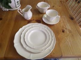 Wedgwood Ivory Dinner Service