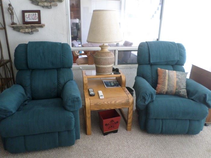 Pr. Turquoise Blue recliners
