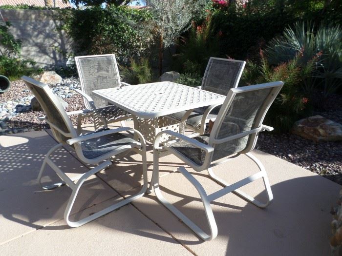Square Patio Table & 4 chairs