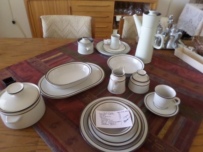 Noritake Full Service for 10 + Serving Pieces