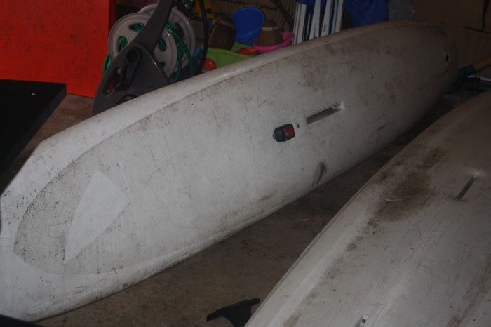 PADDLE / WIND SURF BOARD