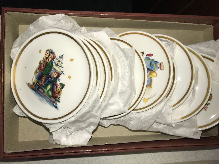 Hummel Christmas plates