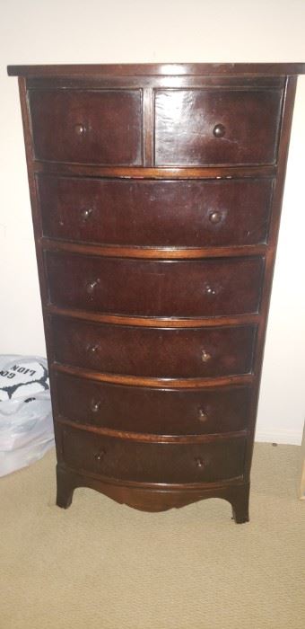 5 drawer lingerie dresser, top opens up. Leather overlay