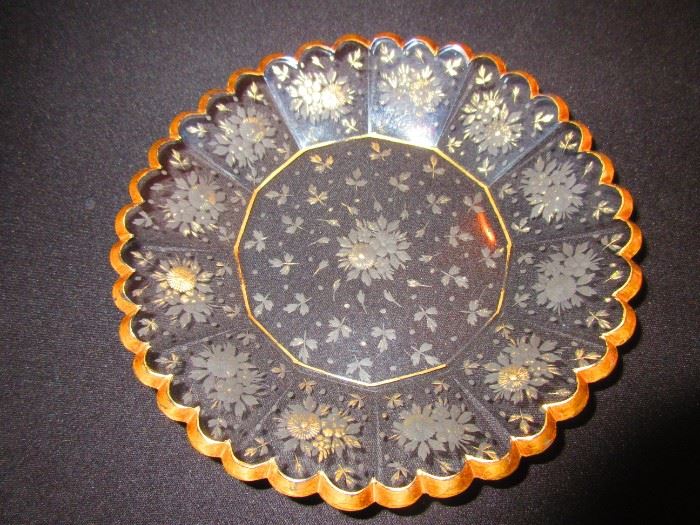 Etched French dish