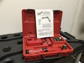 Milwaukee hand-held battery operated right angle drill