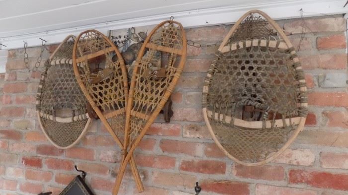 vintage snow shoes