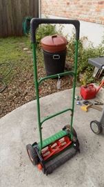 Brill reel type push mower