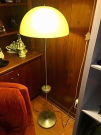 LAUREL LAMP