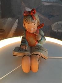 VINTAGE HUMMEL GIRL READING BOOK