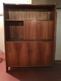 MID CENTURY MODERN STORAGE CABINET