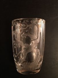 ETCHED GLASS VASE SWEDEN 429-461