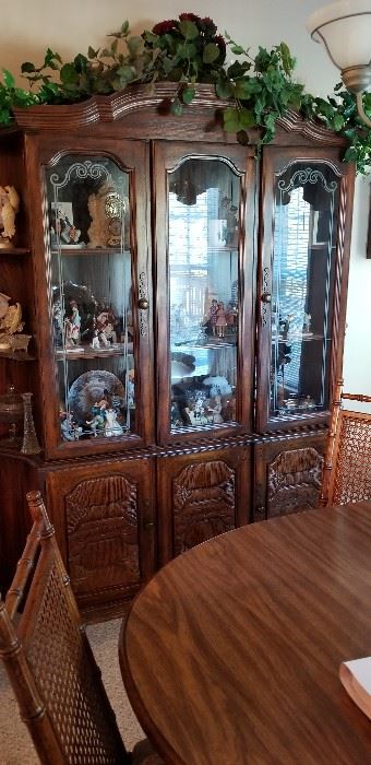 Formal China Cabinet