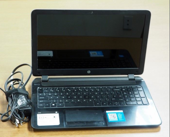 HP HQ-Tre, 71025 Laptop Model #15-1271WM With Windows