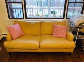 Yellow Love Seat 66L 35D 32H&nbsp;
