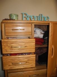 Dresser with door/shelf storage