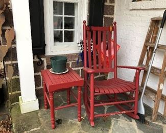 Outdoor rocker and table