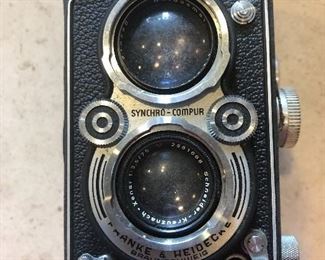 ROLLEIFLEX VINTAGE CAMERA