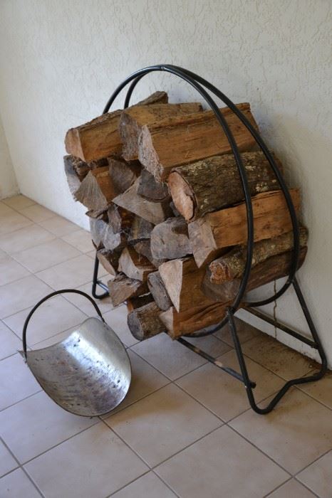 Wrought iron wood holder