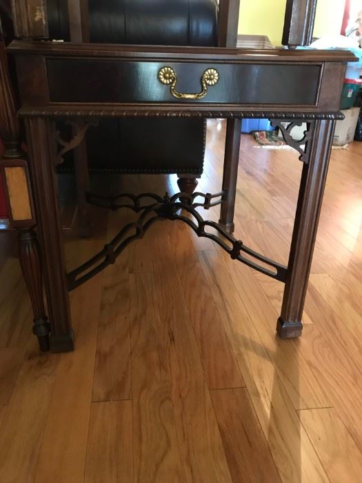 #3	BB-Table	End Table w/1 drawer cross piece on bottom 26x26.5x25	 $120.00 
