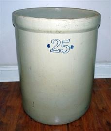 25 Gallon Crock