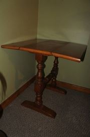 Mahogany Pembroke Drop Leaf Sofa Table