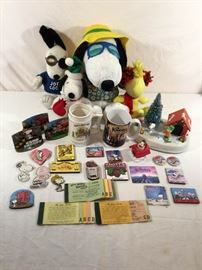 Knott's Berry Farm & Snoopy Collection https://ctbids.com/#!/description/share/90524
