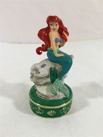 Disney Ariel Arribas Bros Swarovski Hinged Box II https://ctbids.com/#!/description/share/90537