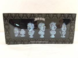 Disney Haunted Mansion Singing Bust Ornament Set NIB https://ctbids.com/#!/description/share/90552