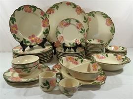 (44Pcs) Vintage Franciscan Ware Desert Rose Earthenware https://ctbids.com/#!/description/share/90676