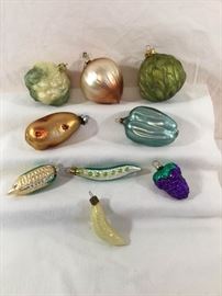 Vintage Vegetable Glass Ornaments Germany 9 Pc
https://ctbids.com/#!/description/share/90678