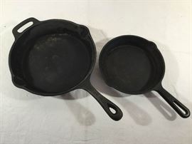 Skillets by Emeral & Kitchen Supply Artisanal (2Pcs) https://ctbids.com/#!/description/share/90702