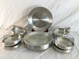 Vintage National Pewter Singapore https://ctbids.com/#!/description/share/94934
