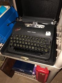vintage  typewriter 