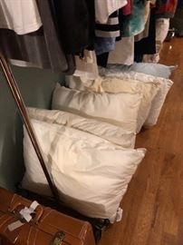 linens -pillows decor items 
