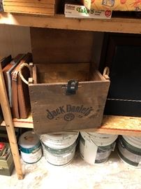 1976 jack daniels  no 7 wood crate  