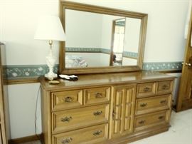 Drew 9 drawer dresser w/mirror